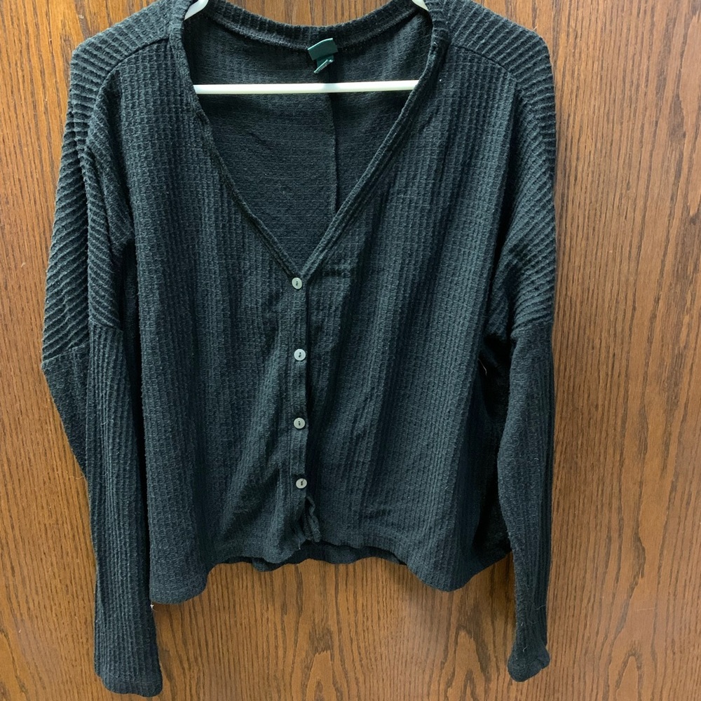 Juniors cropped cardigan size L